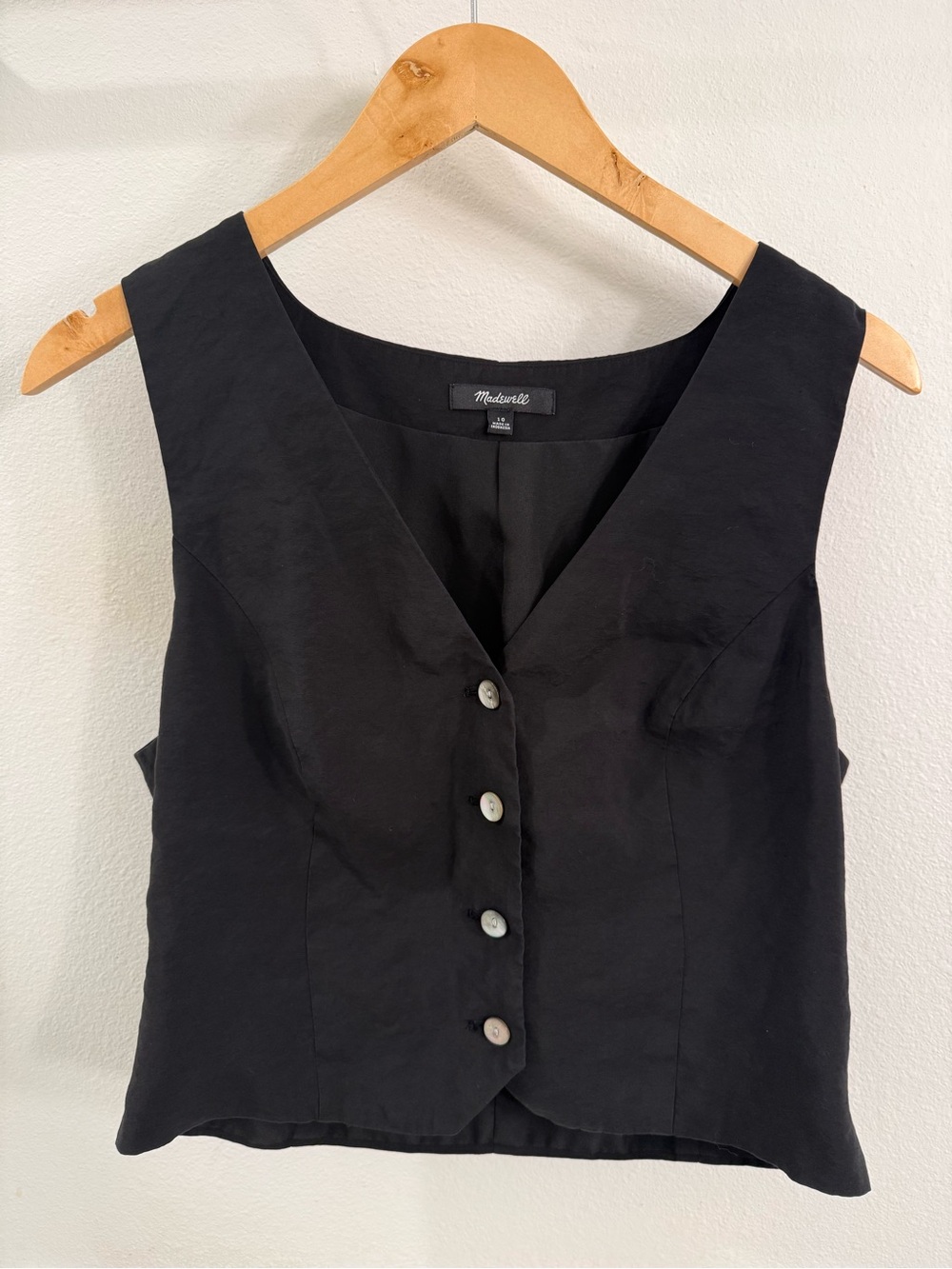 Madewell Black Button-Front V-Neck Sleeveless Top